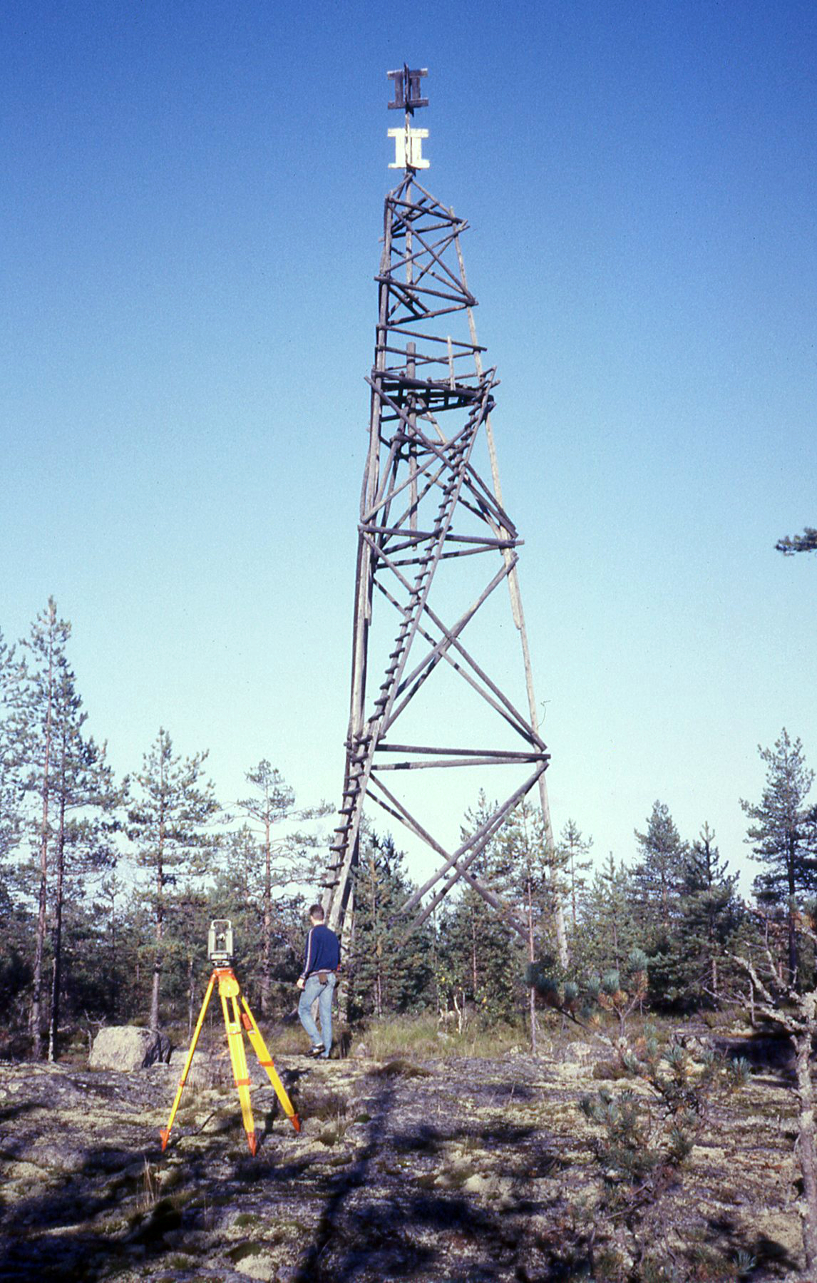 Oksivuoren kolmiotorni 1988